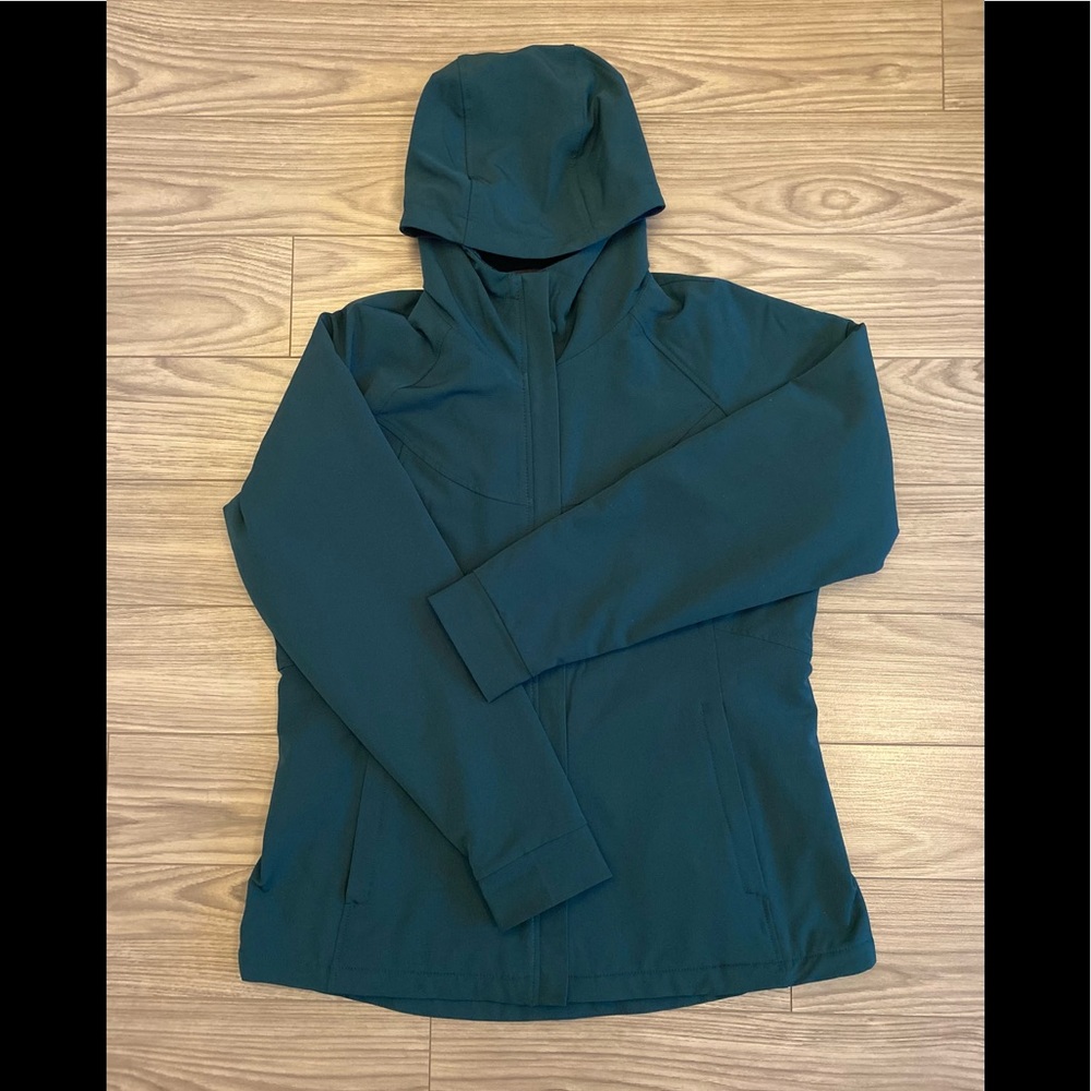 🚫SOLD Softshell hooded fleece lined jacket Sz L